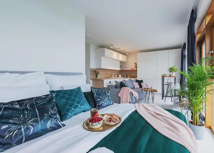 Urban Chic - City Center - Studio Apartment - Slominskiego